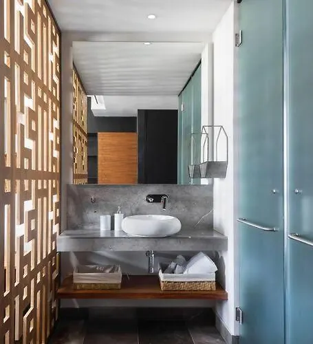Apartment Modern Jungle Boutique W/ Amazing Amenities *